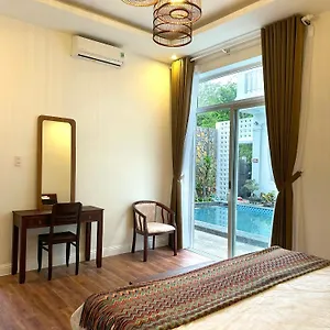 Fullhouse Hoian Вилла